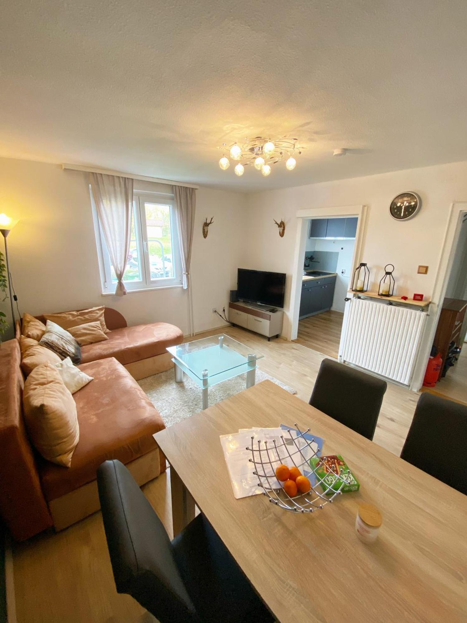 Schwarzwaelder 3 Zimmer Wohnung In Villingen Mit 2 Schlafzimmer Exterior foto